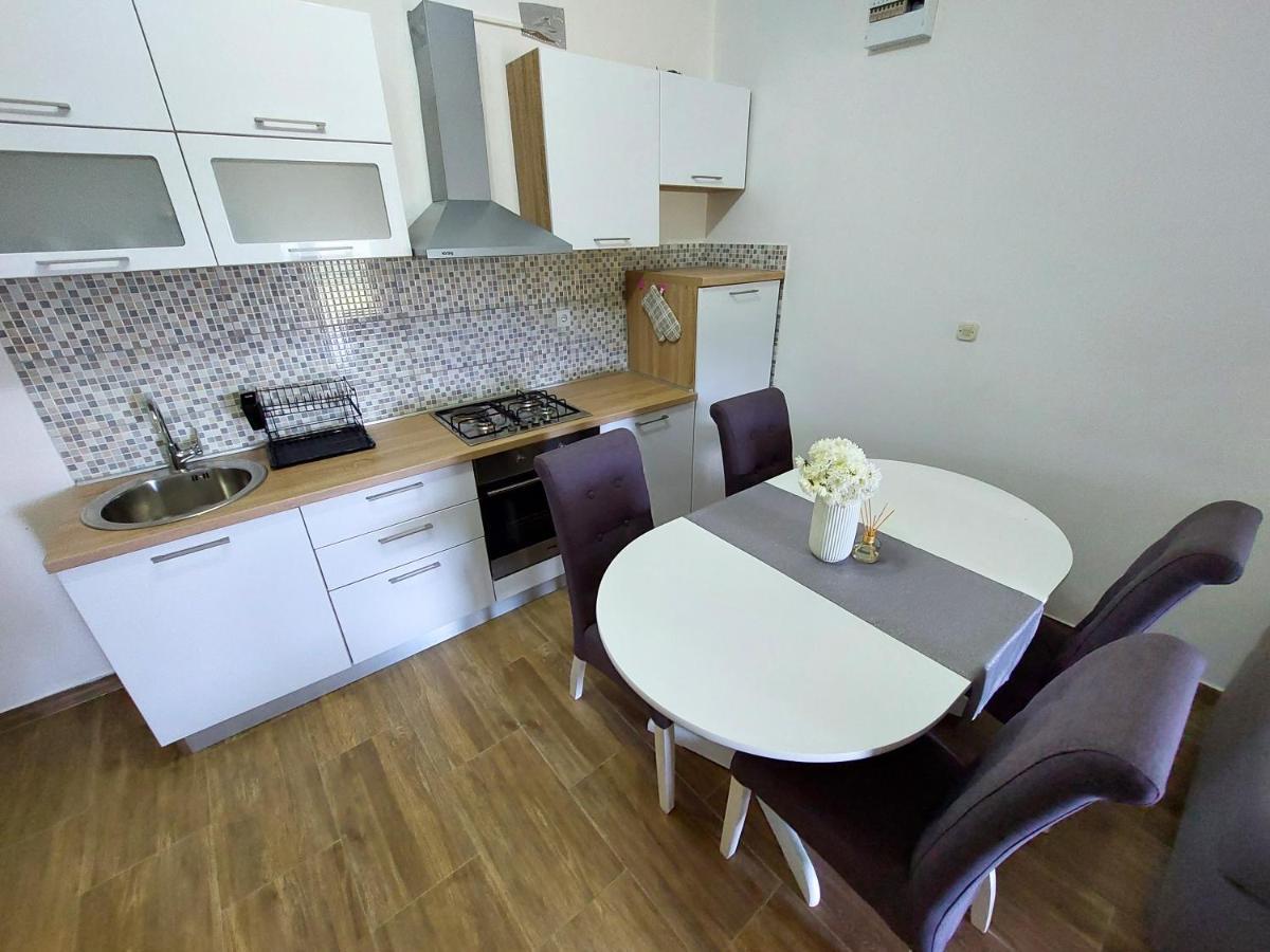 Apartment Laganini Sarica Struga 外观 照片